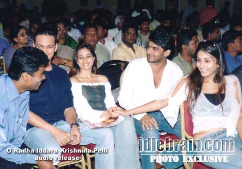 Oka Radha Iddaru Krishnula Pelli - Namitha, Srikanth, Prabhudeva