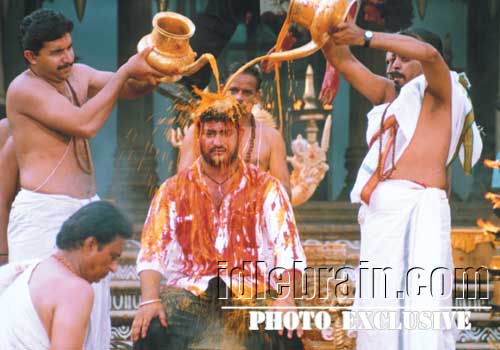 Simhadri - NT Rama Rao, Bhumika Chawla, Ankita