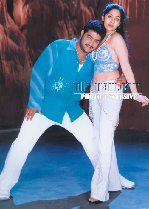 Simhadri - NT Rama Rao, Bhumika Chawla, Ankita