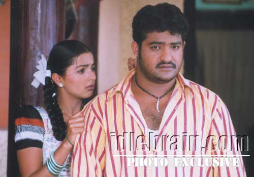 Simhadri - NT Rama Rao, Bhumika Chawla, Ankita