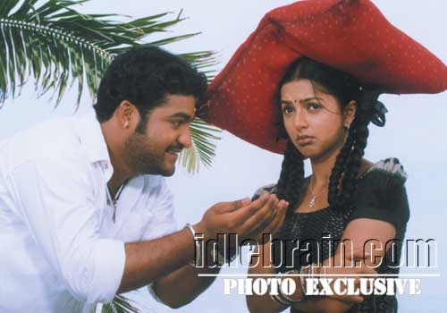 Simhadri - NT Rama Rao, Bhumika Chawla, Ankita