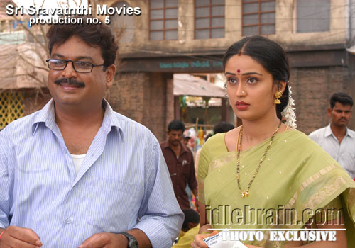 Sravanthi Movies