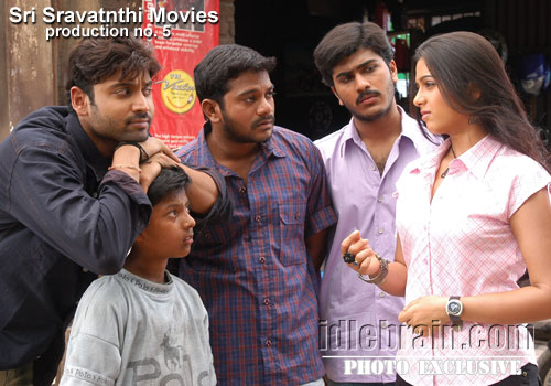 Sravanthi Movies