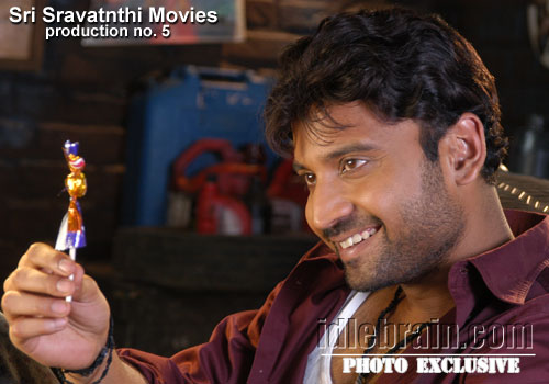 Sravanthi Movies