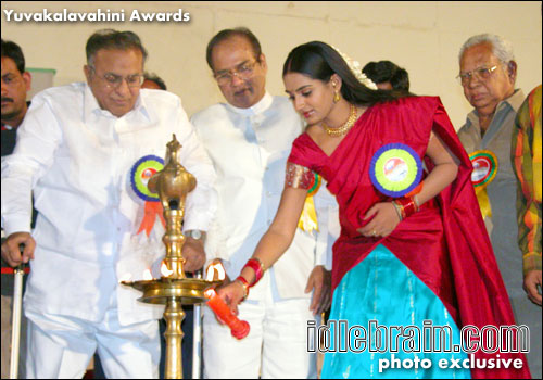 yuvakala vahini Film Awards 2004